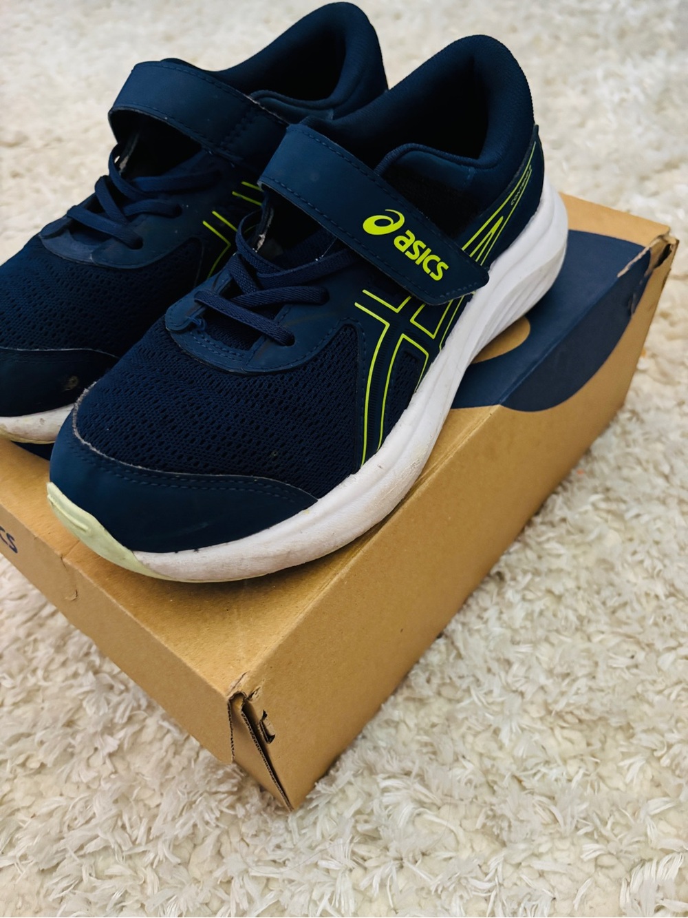 ASICS Kids Navy and Lime Hook-and-Loop Athletic Sneakers